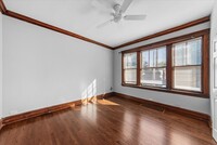 2016 W Grace St, Unit 001 in Chicago, IL - Building Photo - Building Photo