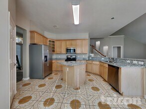 10834 Golden Sunshine Dr in Houston, TX - Foto de edificio - Building Photo