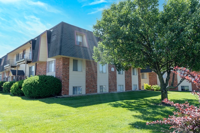 Rosewood Village in Springfield, MO - Foto de edificio - Building Photo