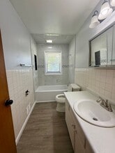 209 Flintridge Dr in Rockford, IL - Building Photo - Building Photo