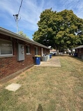 11260 Liana Ln in St. Ann, MO - Building Photo - Building Photo