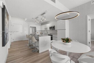 101 Diplomat Pkwy, Unit 1208 in Hallandale Beach, FL - Building Photo - Building Photo