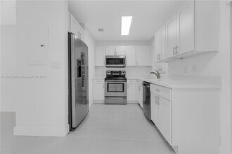 1428 NE 2nd Ave in Fort Lauderdale, FL - Foto de edificio - Building Photo