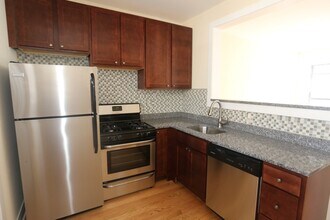 4422 N Wolcott Ave in Chicago, IL - Building Photo - Building Photo