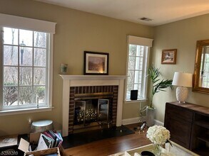 45 Stevens Ct in Bedminster, NJ - Building Photo - Building Photo