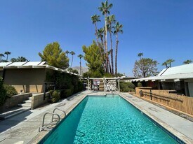 45900 Ocotillo Dr in Palm Desert, CA - Building Photo