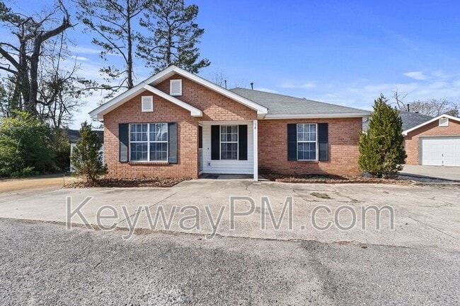 property at 18 Fowkewood Ct