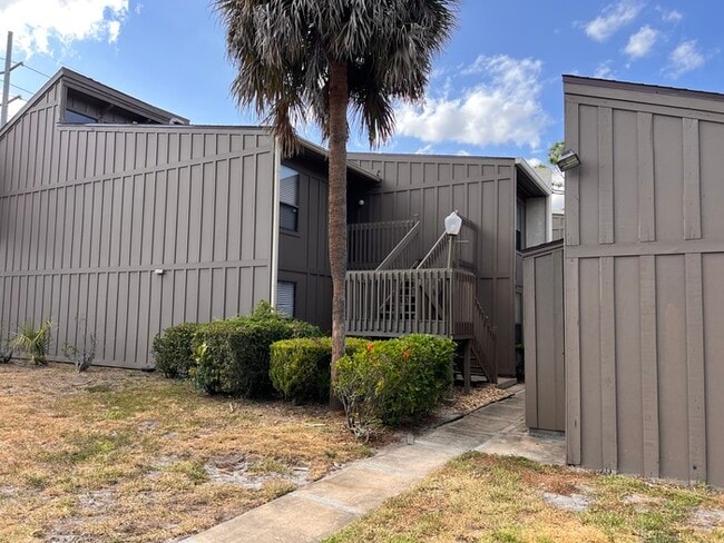 property at 5409 Pine Creek Dr