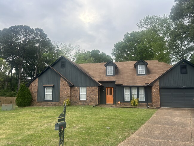 property at 6842 Fox Gap Cv