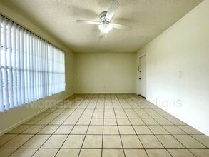 5218 Curry Ford Rd in Orlando, FL - Building Photo - Building Photo