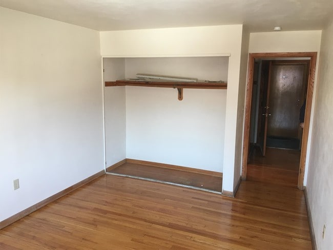 430 Harrison Ave, Unit 201