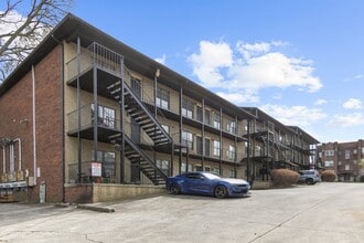 South Hill (Highland Park) in Birmingham, AL - Foto de edificio - Building Photo