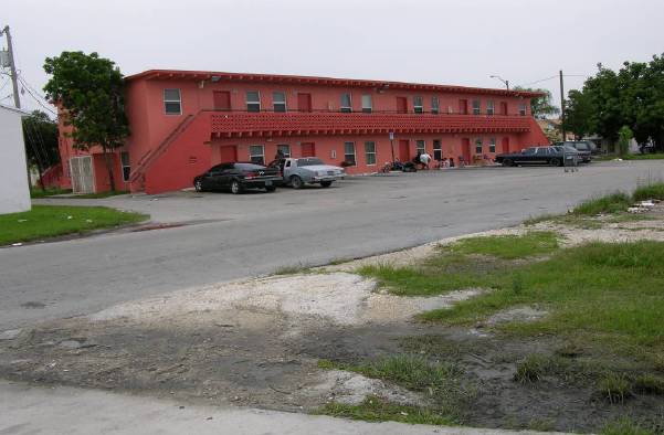 Baldwin Apartments in Homestead, FL - Building Photo - Building Photo