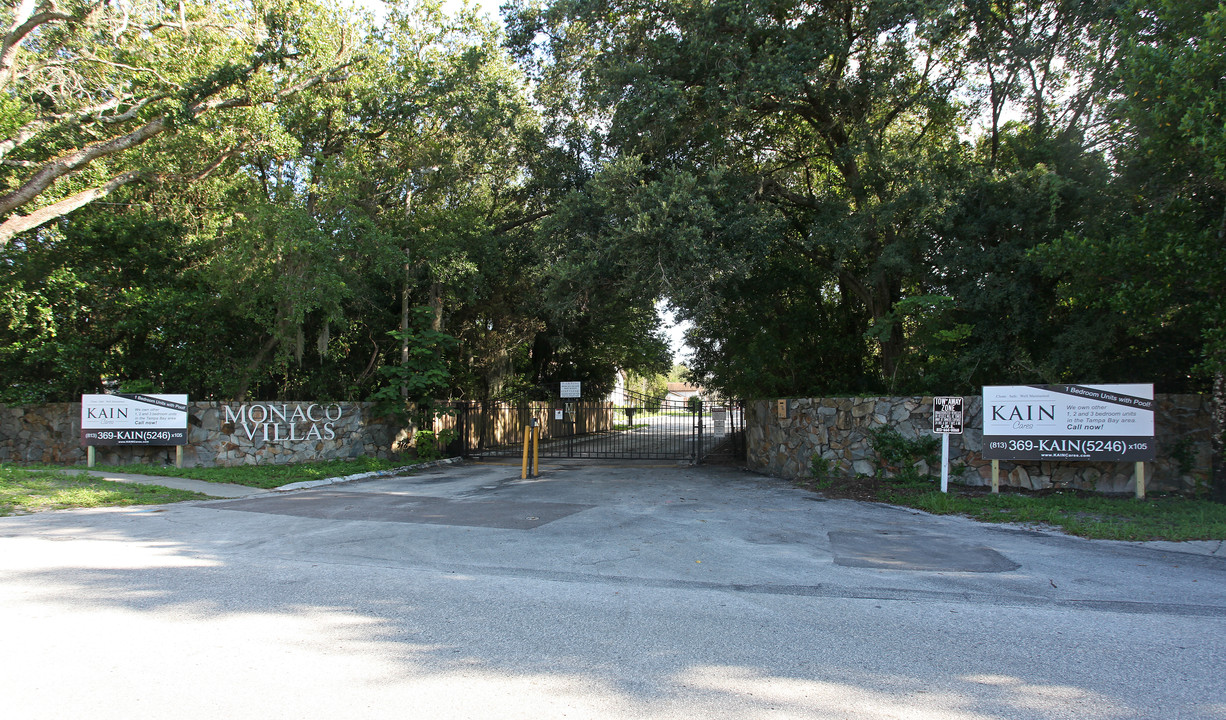 Lucerne Apartments in Tampa, FL - Building Photo