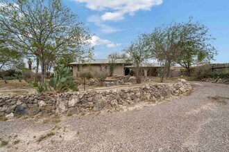 136 Rhonda St in Del Rio, TX - Building Photo - Building Photo