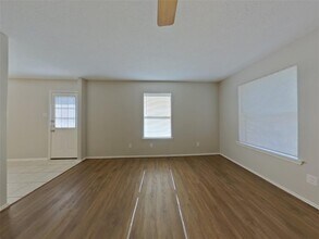 33107 Cottonwood Bend in Magnolia, TX - Building Photo - Building Photo