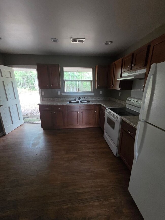 59 Dolphin Ln in Ringgold, GA - Building Photo - Building Photo