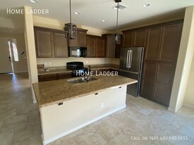 26324 N 165th Dr in Surprise, AZ - Foto de edificio - Building Photo