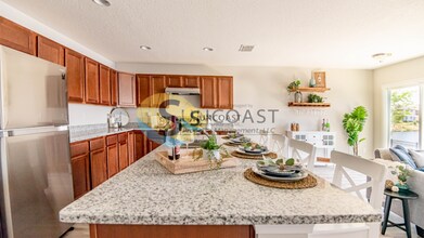 9242 Western Way in Jacksonville, FL - Building Photo - Building Photo