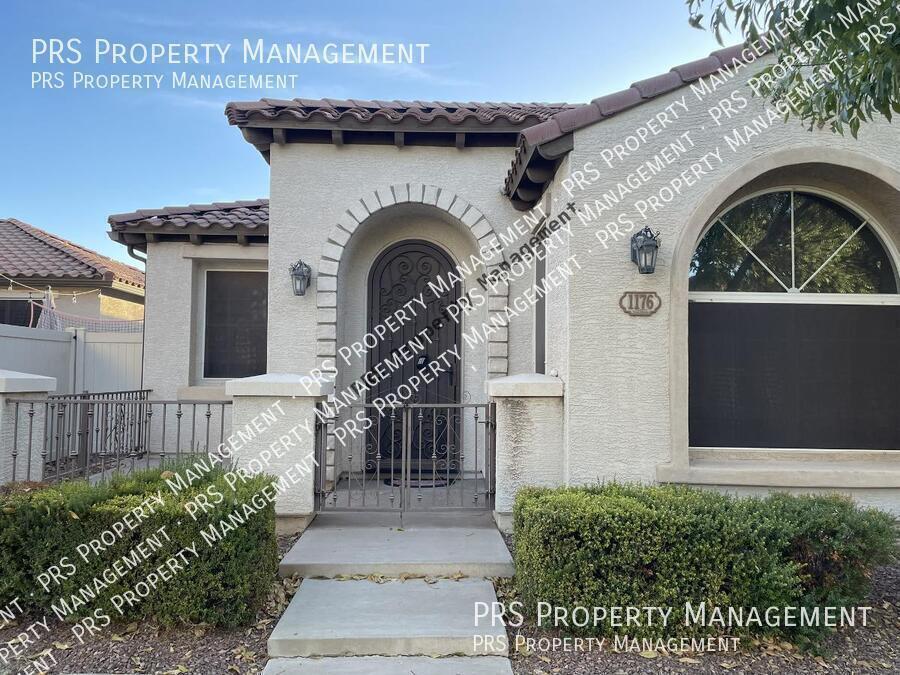 1176 S Osborn Ln in Gilbert, AZ - Foto de edificio