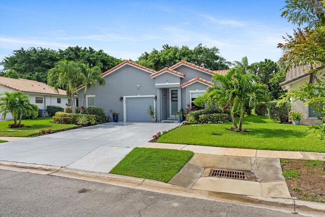 10167 Camelback Ln in Boca Raton, FL - Foto de edificio - Building Photo