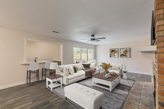 7837 Skylake Dr in Fort Worth, TX - Building Photo - Building Photo