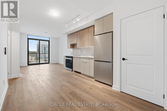 property at 2075 Lakeshore Rd.
