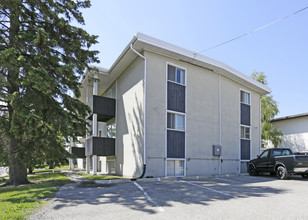 Woodlock in Calgary, AB - Building Photo - Building Photo