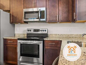 1723 W Intendencia St in Pensacola, FL - Building Photo - Building Photo