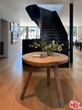 546 N McCadden Pl in Los Angeles, CA - Building Photo - Building Photo