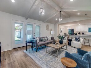 7311 Fieldgate Dr in Dallas, TX - Building Photo - Building Photo