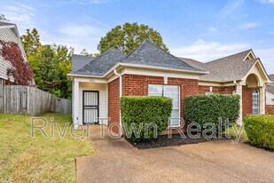 7016 S Estacada Way in Cordova, TN - Building Photo