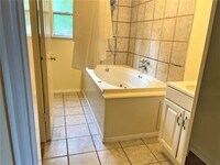 3123 Village Woods Dr photo'