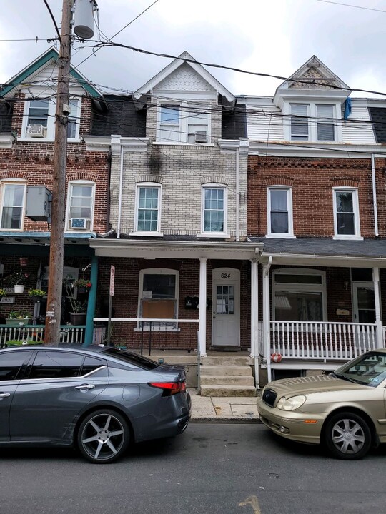 624 Park St in Allentown, PA - Foto de edificio