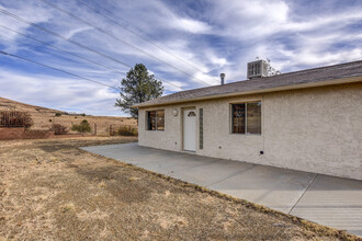 5452 E Sapphire Dr in Prescott, AZ - Building Photo - Building Photo