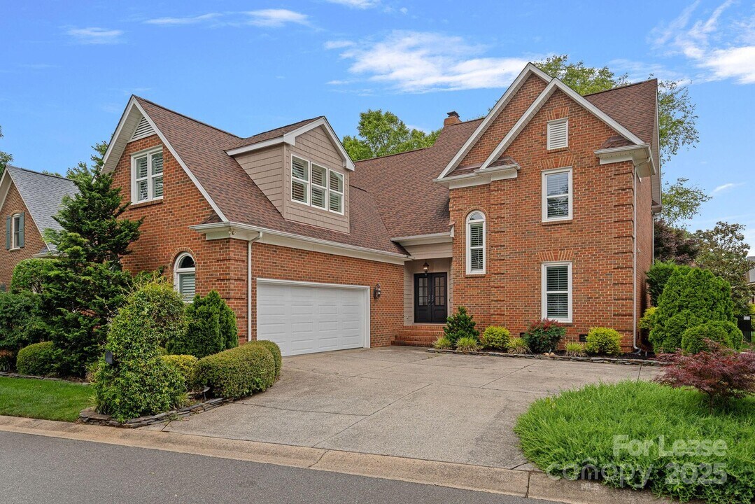 16506 Morecambe Dr in Cornelius, NC - Building Photo