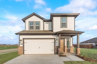 251 Cranz Farm Dr in Saginaw, TX - Foto de edificio - Building Photo