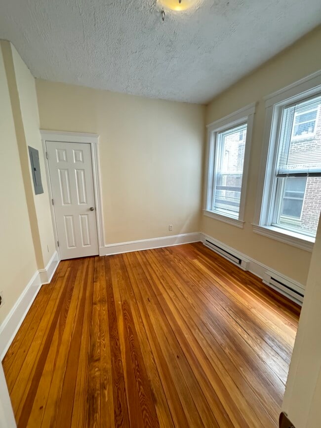 883 Huntington Ave, Unit 3 in Boston, MA - Building Photo - Building Photo