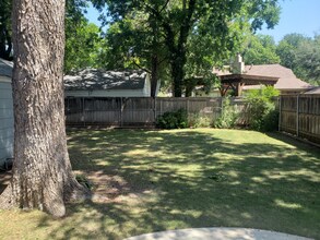 2410 Clarinda Ave in Wichita Falls, TX - Building Photo - Building Photo