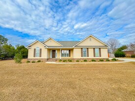 1001 Bradford Way in Statesboro, GA - Building Photo
