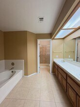 9828 Dardanelle Ct in Las Vegas, NV - Building Photo - Building Photo