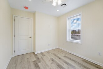412 S Walnut St in Kennett Square, PA - Building Photo - Building Photo