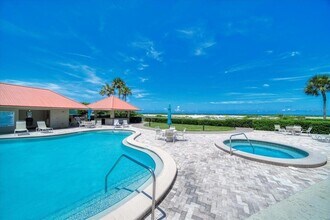 1290 Gulf Blvd, Unit 1406 in Clearwater, FL - Building Photo - Building Photo