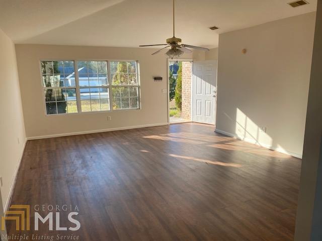 5027 Scotch Pine Ave in Statesboro, GA - Building Photo - Building Photo