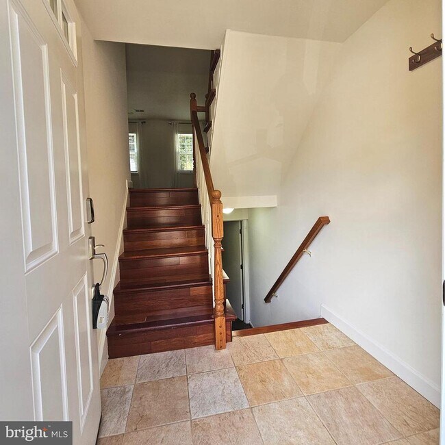 5428 Donnelly Ct in Springfield, VA - Building Photo - Building Photo