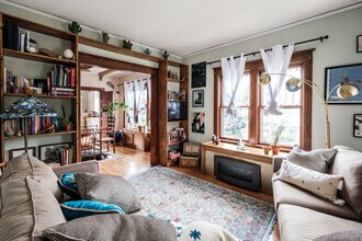 2016 Selby Ave, Unit Upper in St. Paul, MN - Building Photo - Building Photo