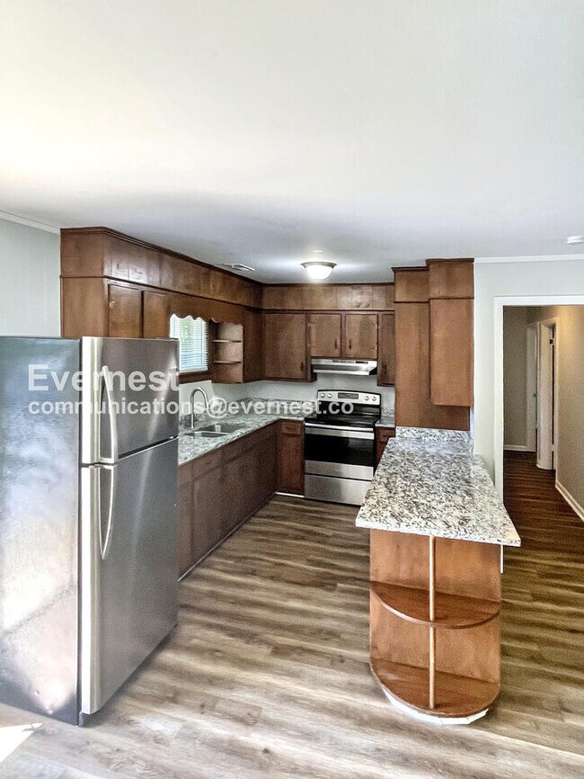 903 Ramsey Dr in Gallatin, TN - Building Photo - Building Photo