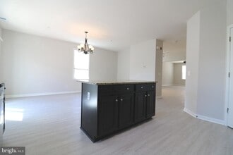 24698 Lynette Spgs Ter in Aldie, VA - Building Photo - Building Photo
