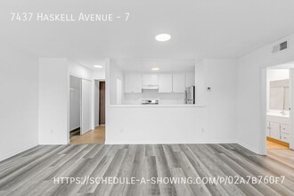 7437 Haskell Ave in Los Angeles, CA - Building Photo - Building Photo