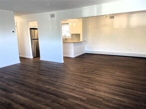 473 Franklin Blvd, Unit Main in Long Beach, NY - Building Photo - Building Photo